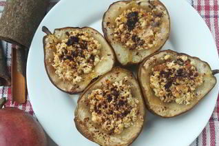 Запеченные груши с творогом и корицей