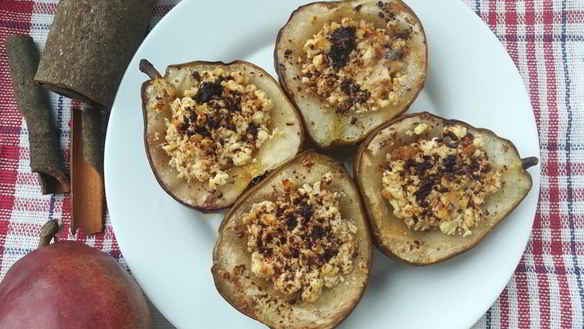 ШАГ 5. запеченные груши с творогом и корицей