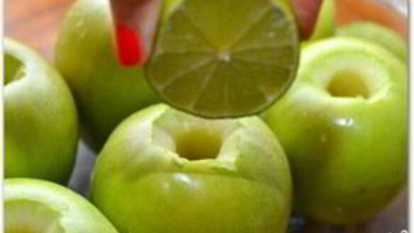 ШАГ 3. запеченные яблоки с кедровыми орешками