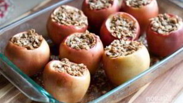 ШАГ 7. запеченные яблоки с овсянкой