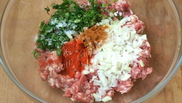 ШАГ 3. фрикадельки в томатном соусе