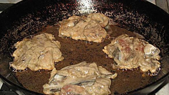 ШАГ 3. биточки из тюльки