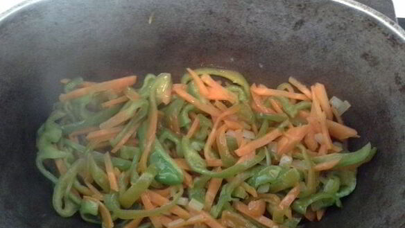 ШАГ 2. быстрый рис с овощами