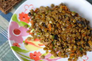 Чечевица с шампиньонами