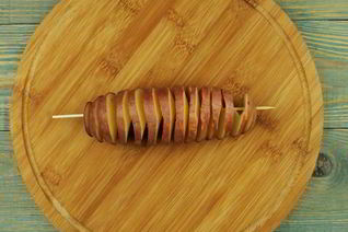 Картофель на шпажках