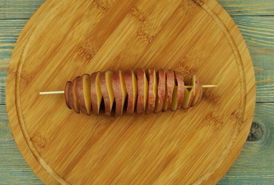 Картофель на шпажках