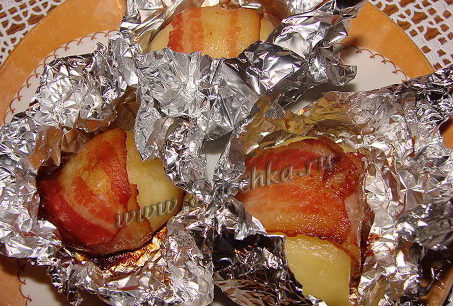 Картофель с беконом