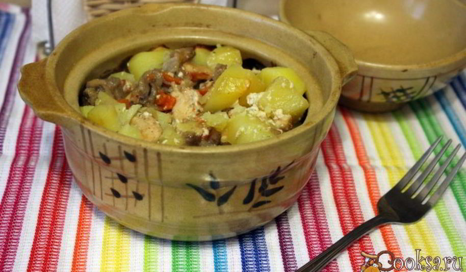 Рецепт картофель с курицей и грибами в горшочках