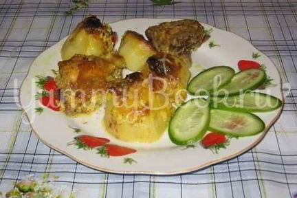 Картофель с курицей в духовке