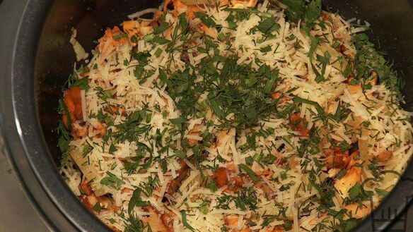 ШАГ 3. картофель с лисичками в мультиварке