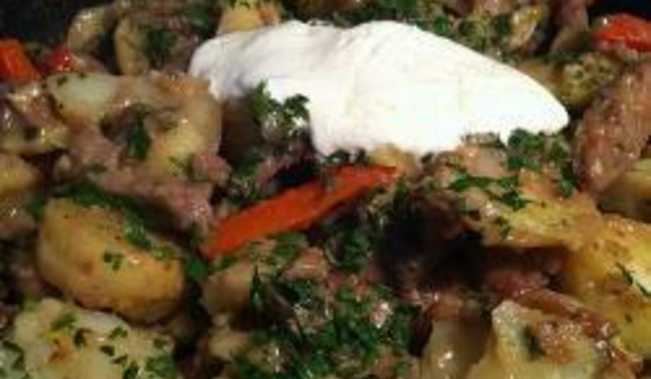 Рецепт картофель с мясом и сладким перцем