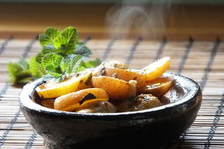 Картофель с мятой по-алжирски