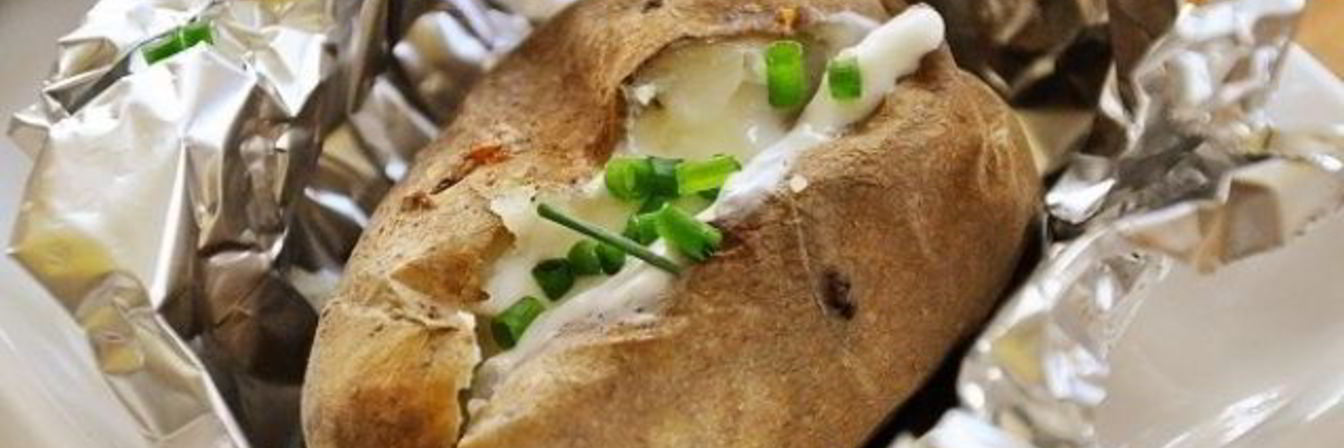 Картофель в фольге в мультиварке