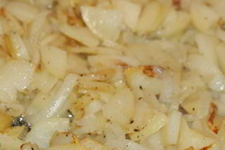 Картофель жареный с луком