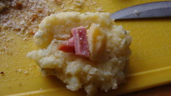 ШАГ 4. картофельные крокеты с начинкой