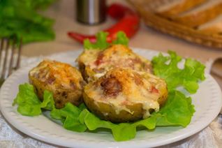 Картофельные лодочки в духовке с начинкой фаршем