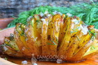 Картошка-гармошка с салом в духовке