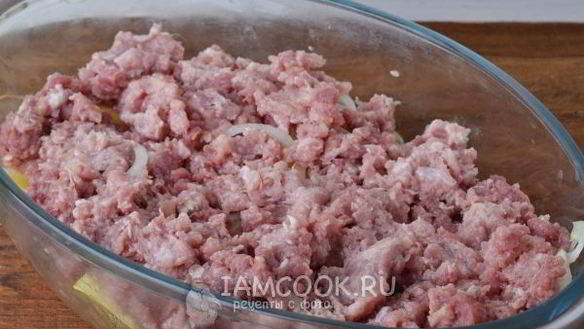 ШАГ 6. картошка с фаршем в духовке