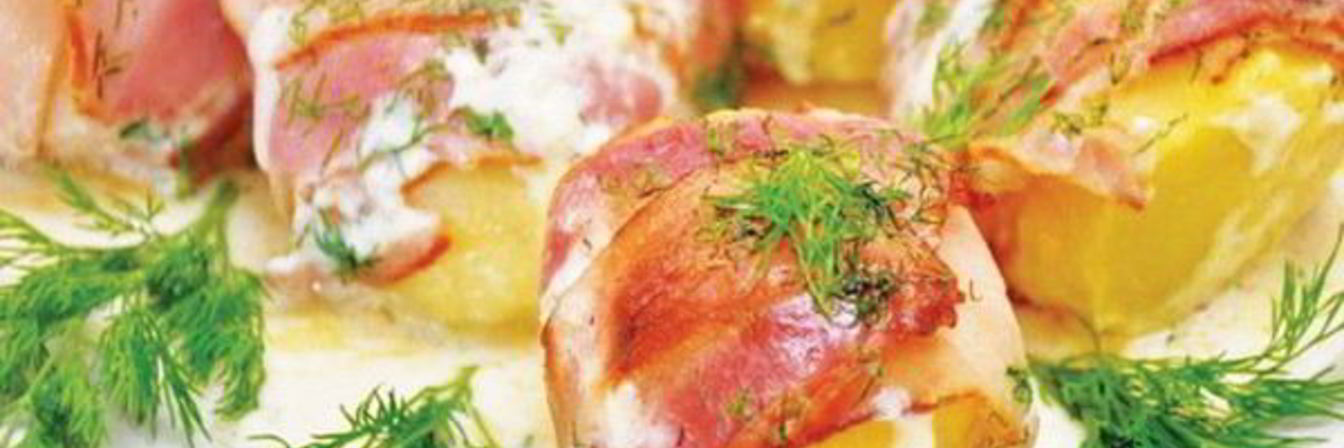 Картошка в беконовой одежке в духовке