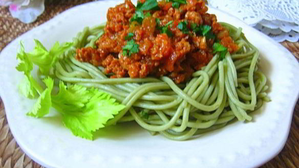 ШАГ 10. лапша зеленый чай с мясным соусом