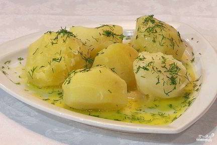 Отварной картофель в мультиварке