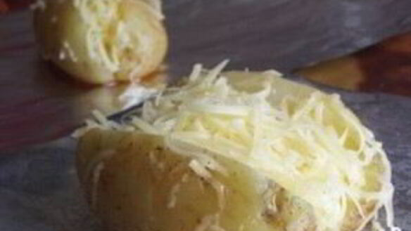 ШАГ 4. печеная картошка в духовке