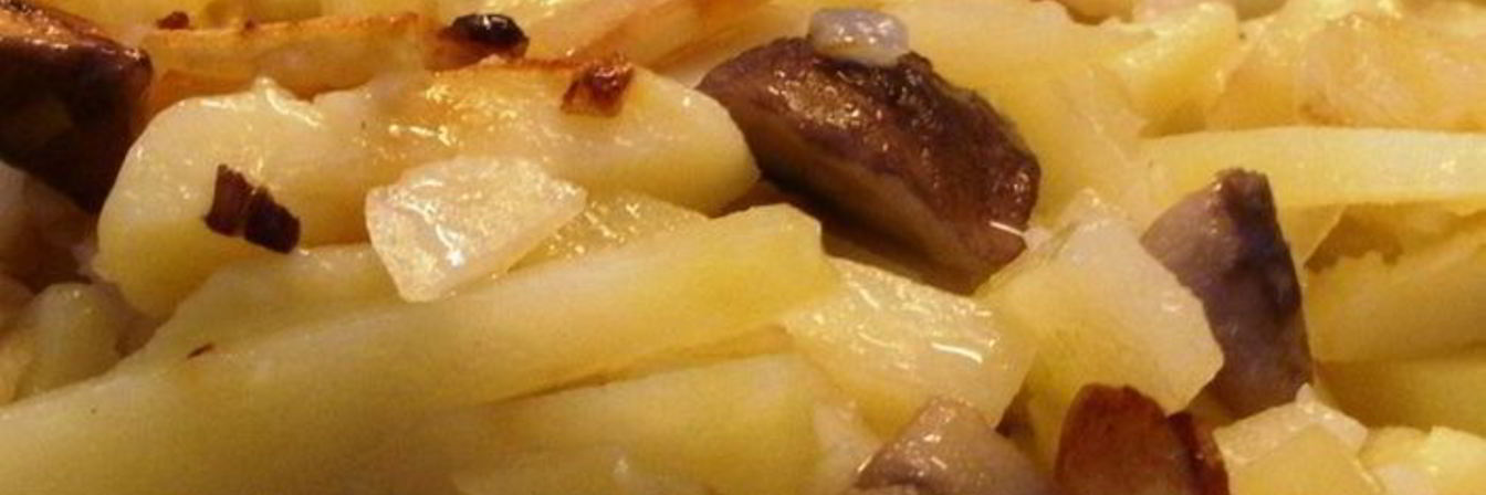 Перекус — картошка жареная с грибами