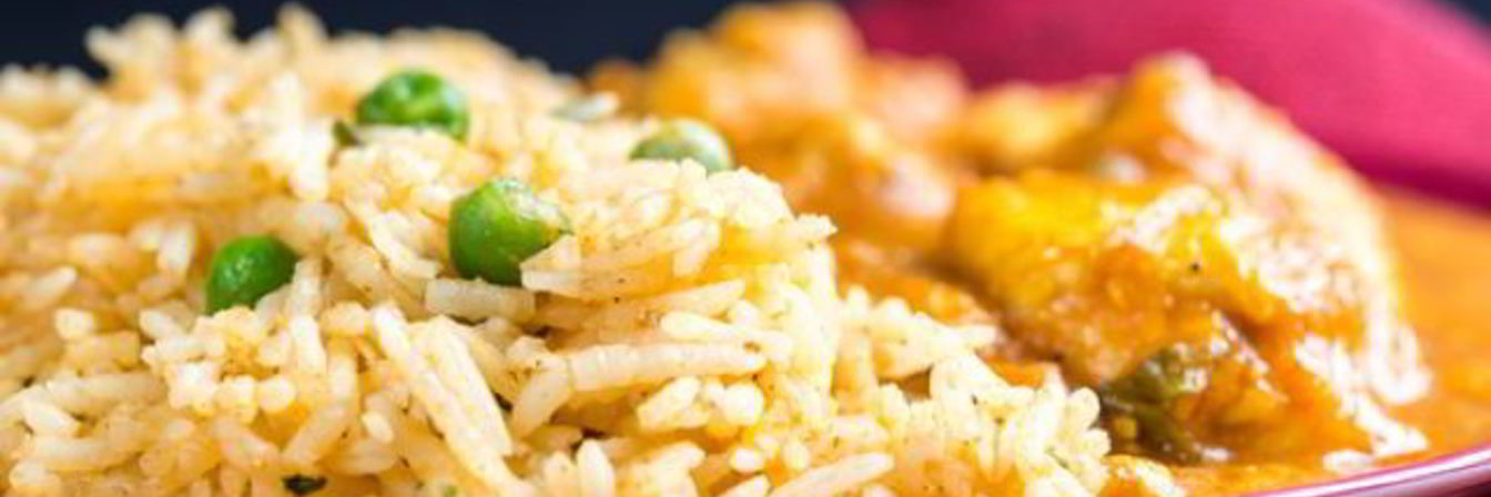 Пряный рис с куриным филе