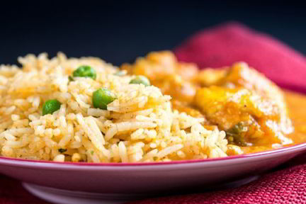 Пряный рис с куриным филе