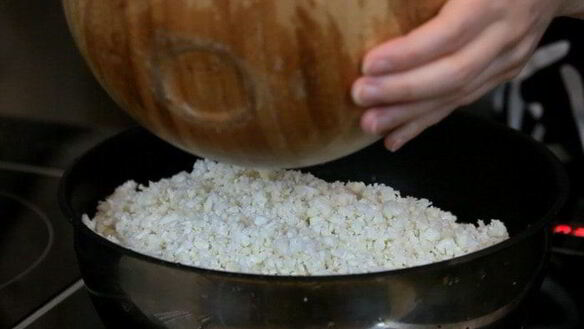 ШАГ 2. рис из цветной капусты с овощами