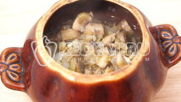 ШАГ 5. рис с грибами в горшочке