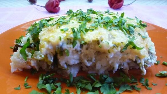 ШАГ 10. рис с куриной грудкой и овощами в духовке