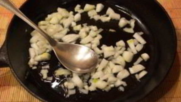 ШАГ 2. рис с курицей и помидорами