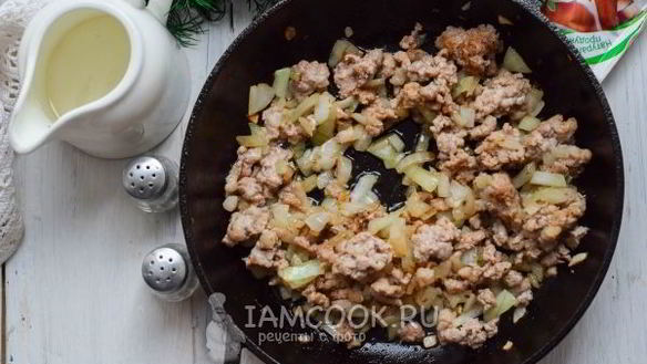 ШАГ 5. жареная картошка с фаршем на сковороде