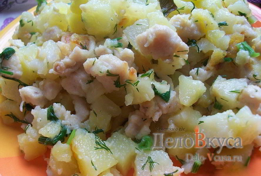 Жареная картошка с куриным филе
