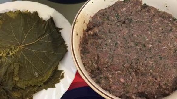 ШАГ 2. долма — голубцы в виноградных листьях