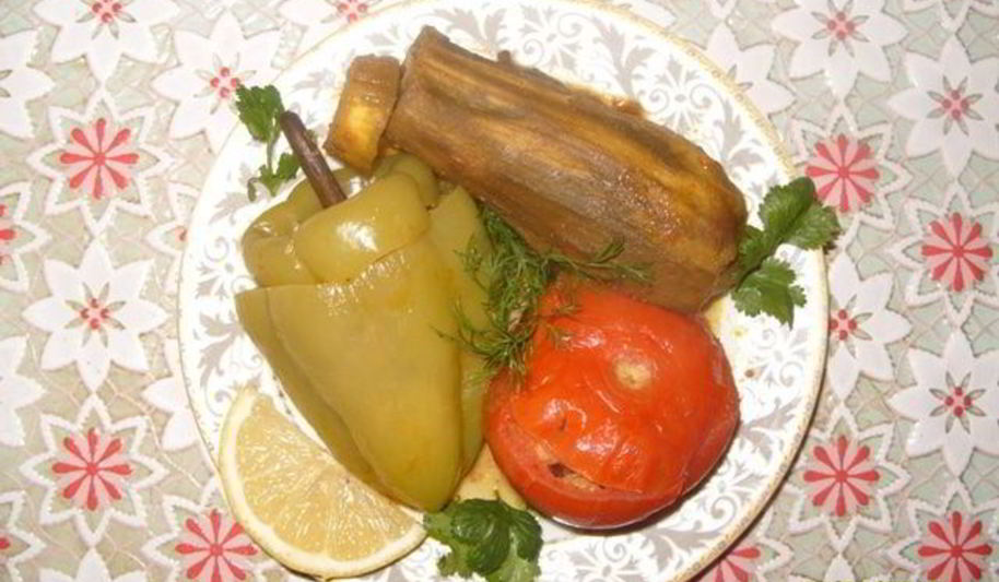 Рецепт долма из баклажан, помидоров и перца