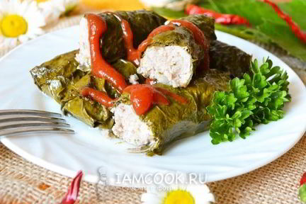 Долма со свининой без риса