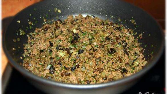 ШАГ 10. голубцы с мясом, перловкой и грибами