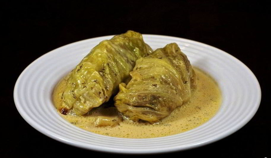 Рецепт запеченные голубцы в сметанном соусе