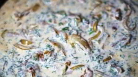 ШАГ 20. запеченные голубцы в сметанном соусе