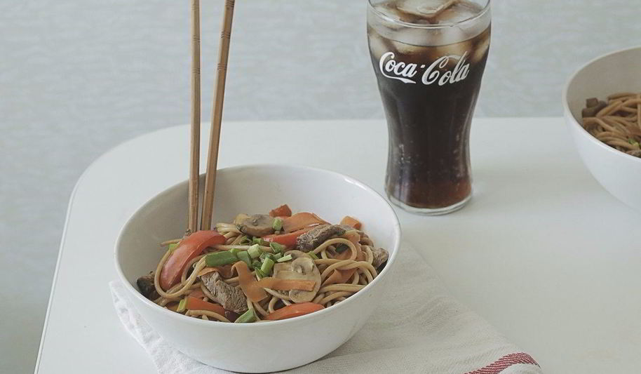 Рецепт гречневая лапша с говядиной и овощами