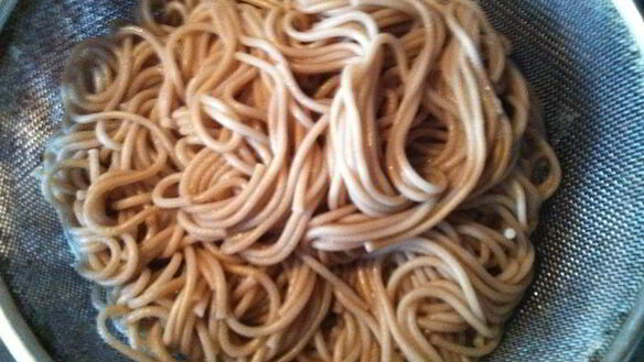 ШАГ 2. гречневая лапша с курочкой и овощами