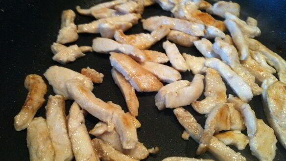 ШАГ 4. гречневая лапша с курочкой и овощами