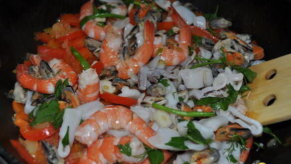 ШАГ 5. гречневая лапша с морепродуктами