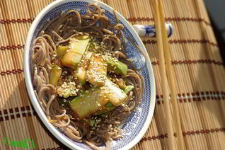 Гречневая лапша Соба с кабачками