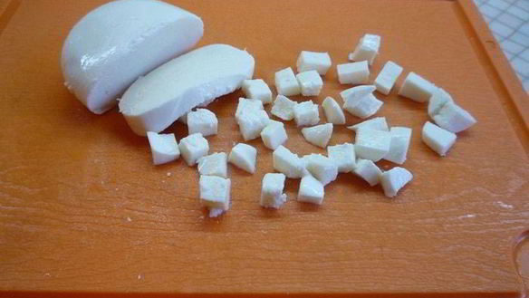 ШАГ 4. ароматные шампиньоны с моцареллой и помидорами на гриле