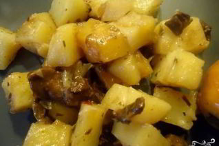 Белые грибы с картошкой в мультиварке