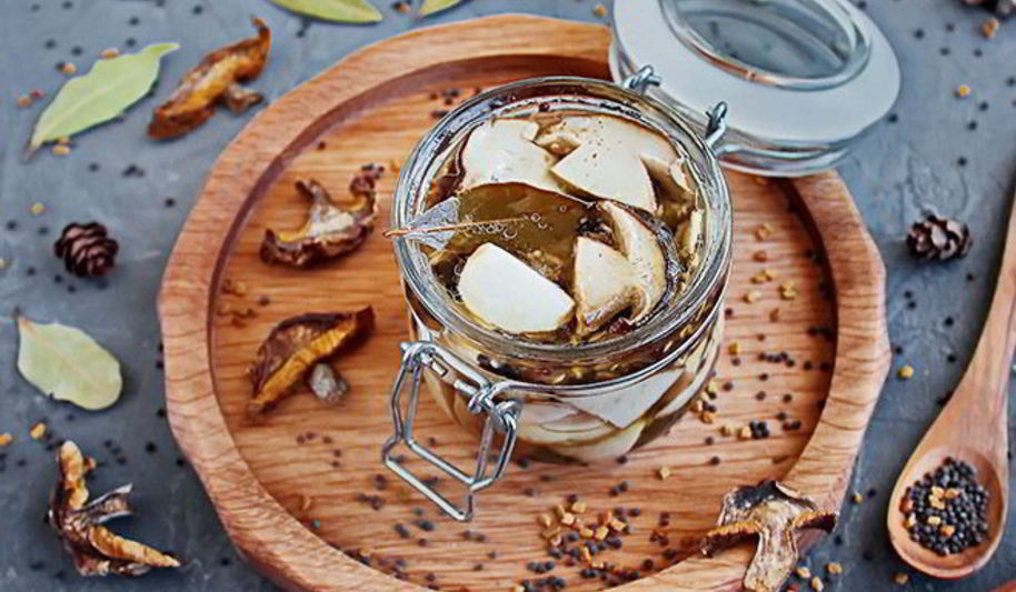 Рецепт белые грибы в маринаде с пажитником и горчицей