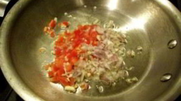 ШАГ 2. фаршированные шампиньоны с креветками